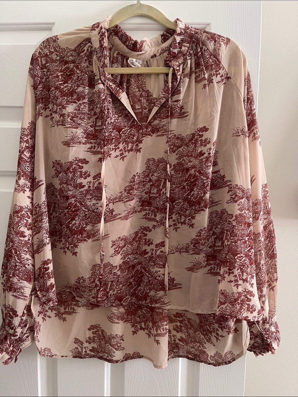 Women's Printed Peasant Blouse - tan with Maroon Toile